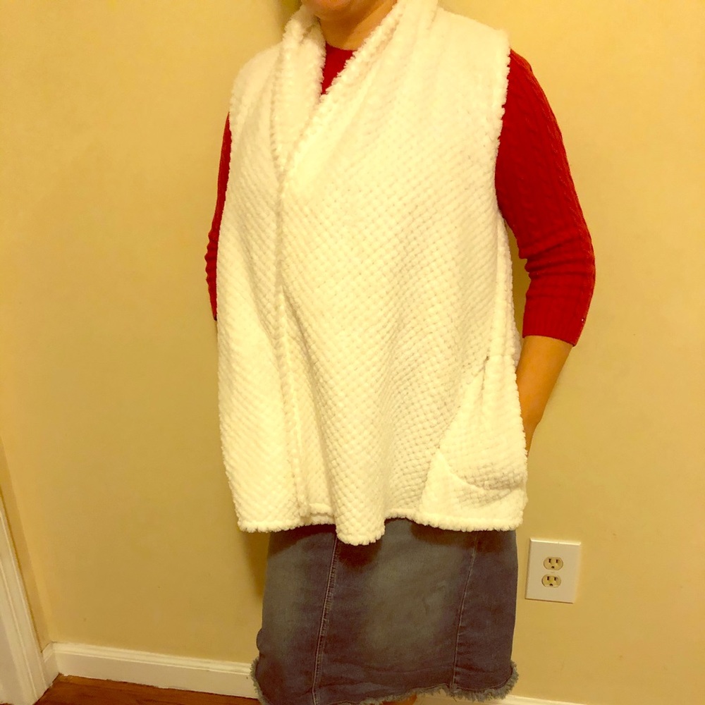 Anthropologie Soft and Cozy White Wrap/Cardigan